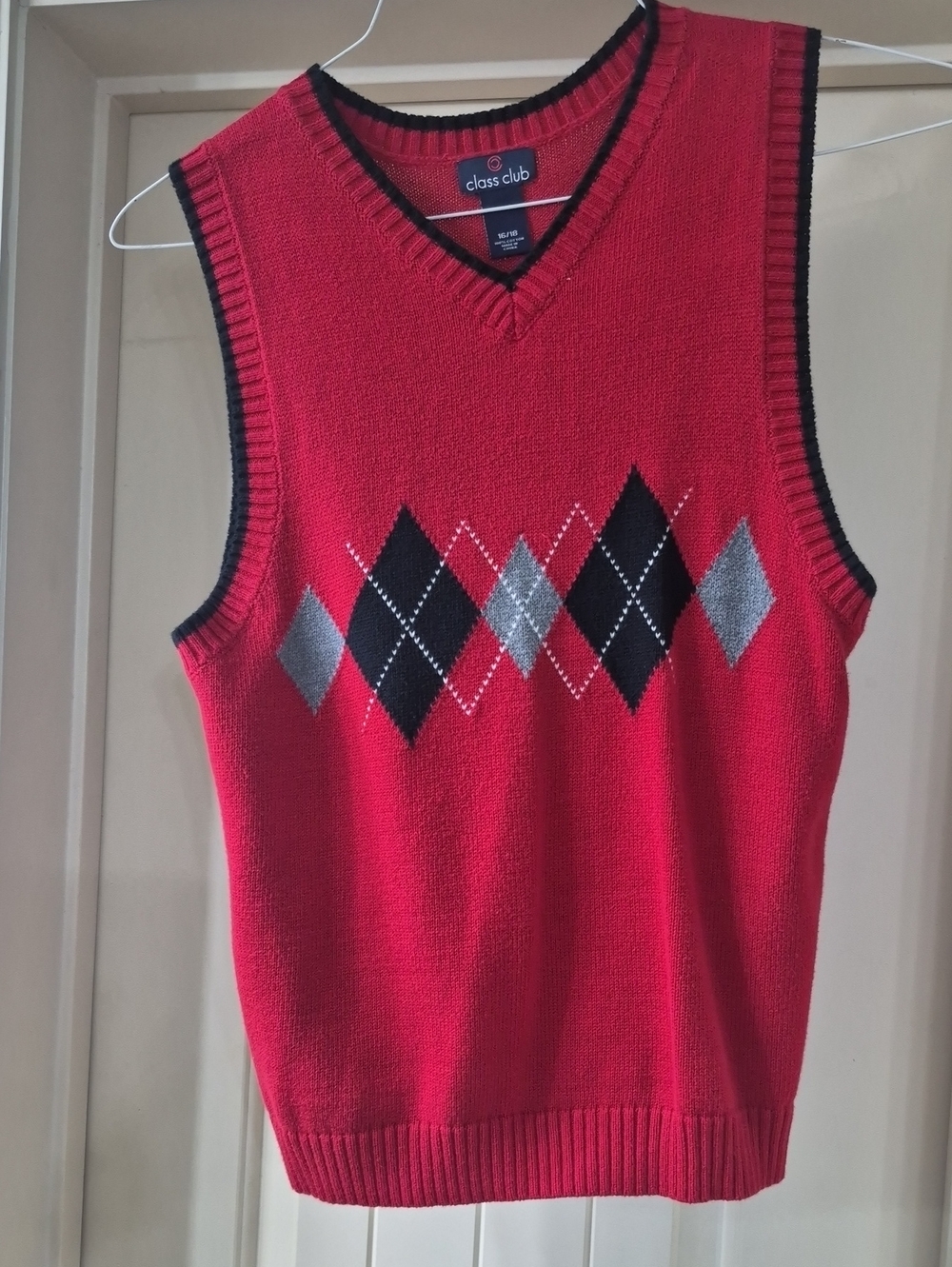 Class Club Red Argyle Knit V-Neck Sweater Vest